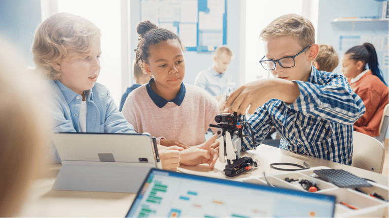 STEM Readiness: 10 Questions That Schools Should Ask Themselves